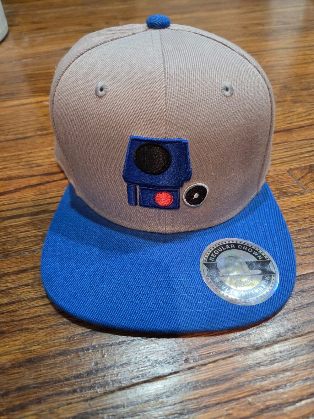 RSVLTS x Star Wars Beep-Boop R2-D2 Regular Crown Snapback Hat Cap NWT